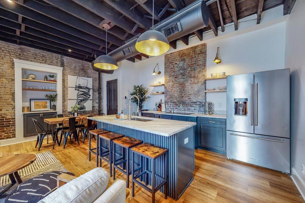 Luxury 8 Bed/4 Ba Nulu Home Private Yard/Parking Louisville Buitenkant foto