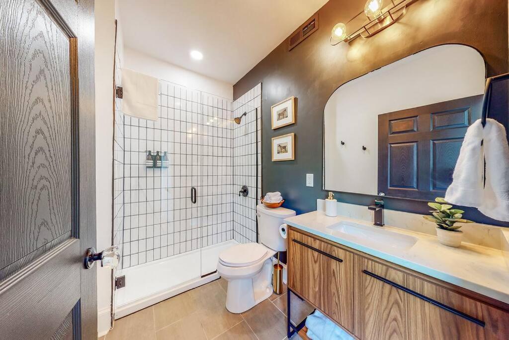 Luxury 8 Bed/4 Ba Nulu Home Private Yard/Parking Louisville Buitenkant foto
