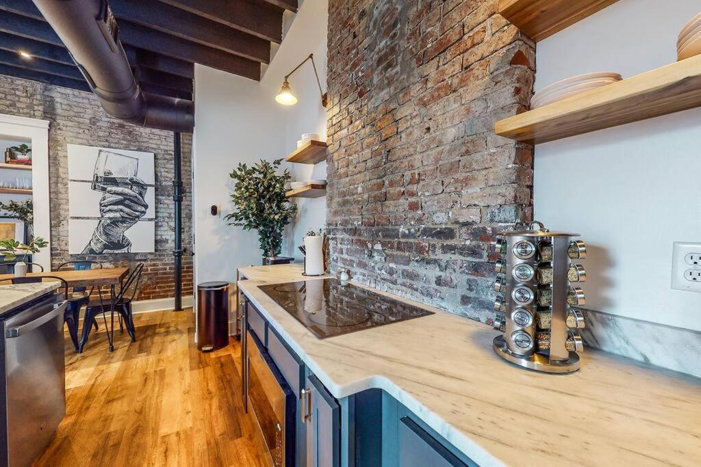 Luxury 8 Bed/4 Ba Nulu Home Private Yard/Parking Louisville Buitenkant foto
