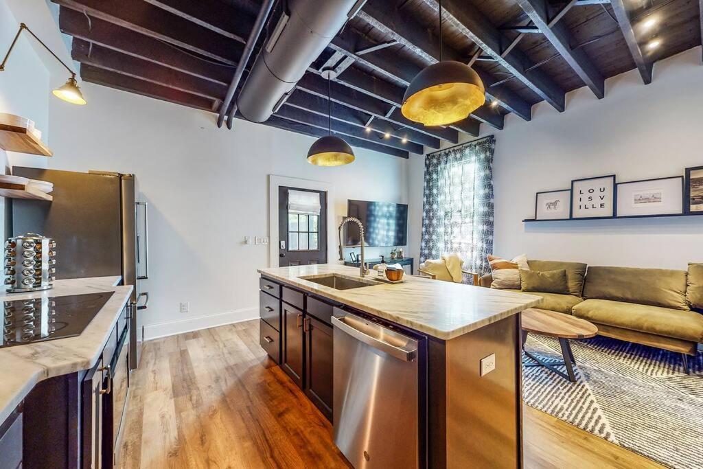 Luxury 8 Bed/4 Ba Nulu Home Private Yard/Parking Louisville Buitenkant foto